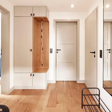 Apartment 6
